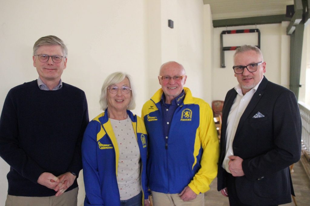 Das wiedergewählte LG-Führungsquartett mit (v.li.) Günter Schmidt,  Centa Hollweck, Siegfried Kapfer und Karl-Heinz Friedrich
